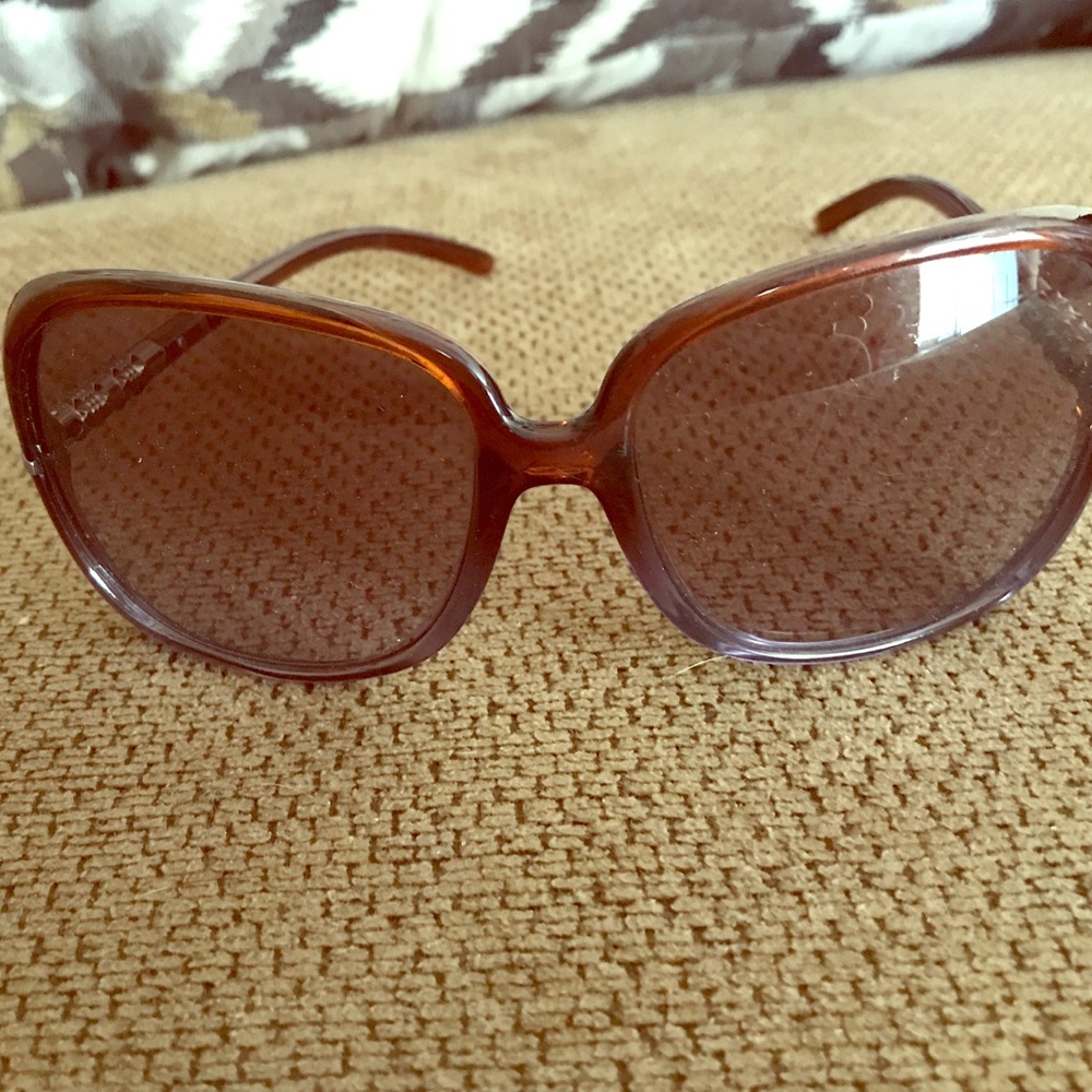 Burberry sun glasses