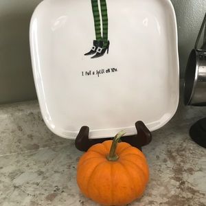 Rae Dunn Halloween Plate