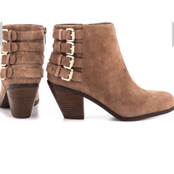 Sam Edelman |  Lucca Beach Leather ankle boot - Picture 2 of 8