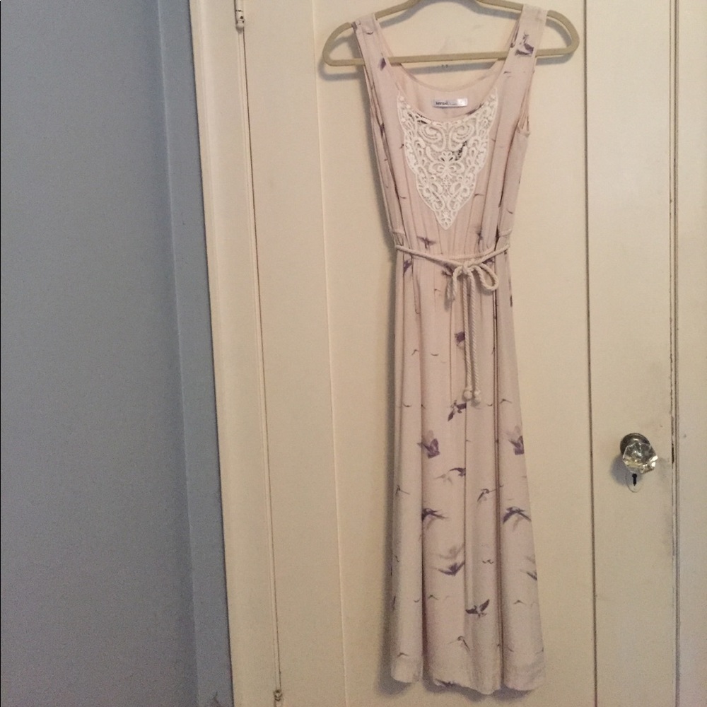 NWOT Midi/ maxi dress with rope belt