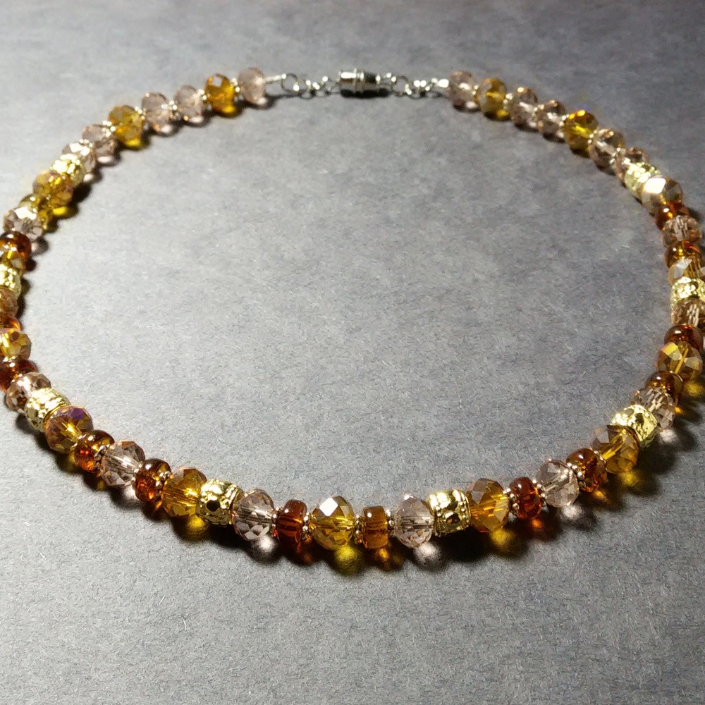 LilisCo Handmade Glass and Metal Necklace