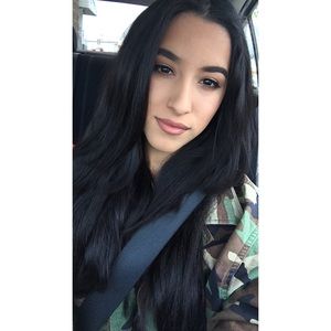 Meet your Posher, Jasmine