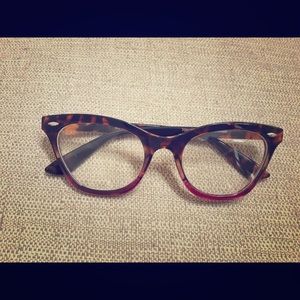 Retro glasses (clear lense-no prescription)