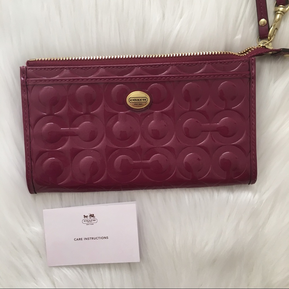 Coach Wallet/Clutch