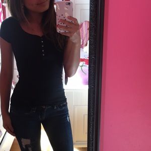 Black Aeropostale shirt with buttons