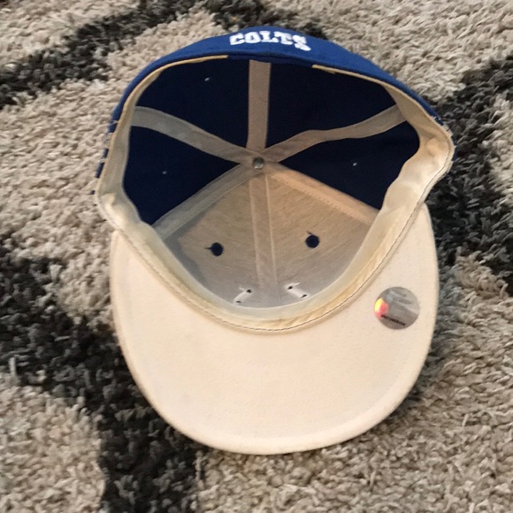 Colts hat by NFL Reebok - Picture 2 of 2
