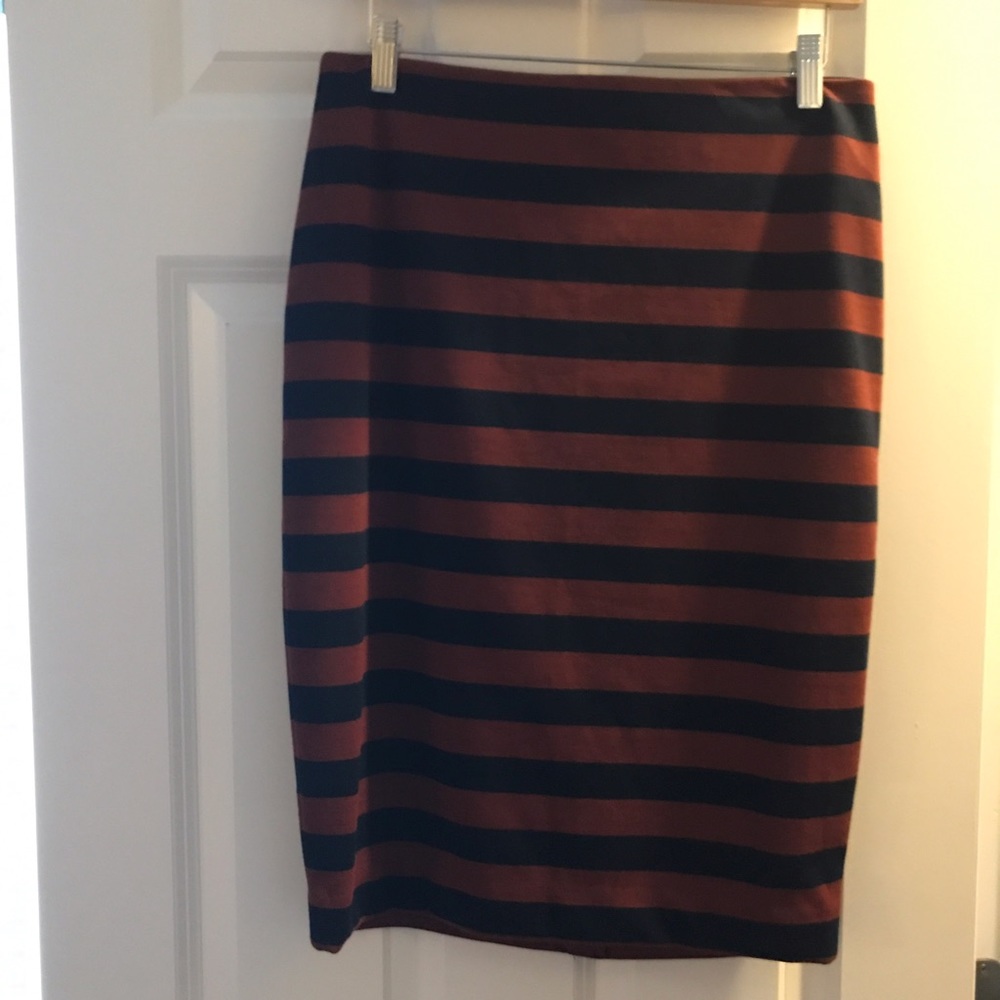 NWT. Stripped pencil skirt by The Limited.