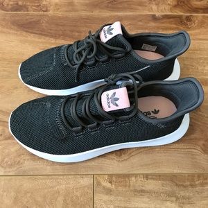 Adidas tubular shadow w