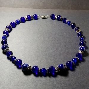 LilisCo Handmade Glass and Metal Necklace