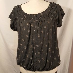 large American eagle peasant greay flowers shirt