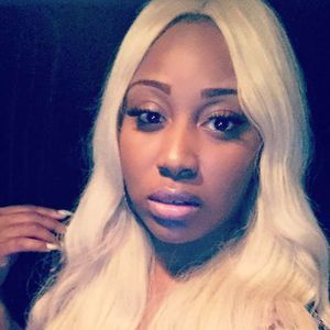 Meet your Posher, Rockita