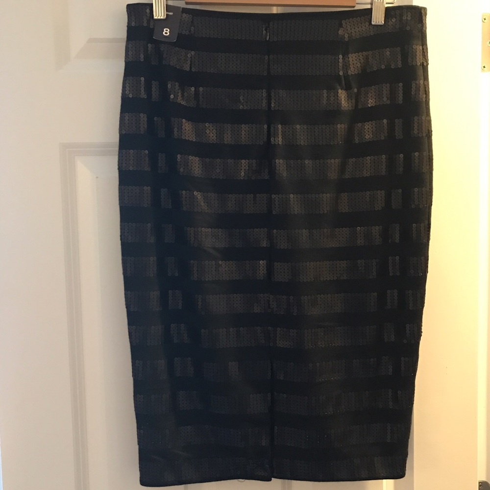 NWT. Black sequin stripped pencil skirt