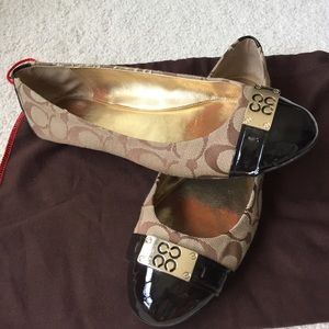 Coach brown fabric and patent dress flats. Size 9