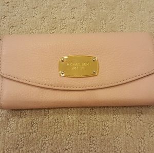 Michael Kors powder pink wallet