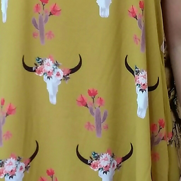 Dress - Picture 3 of 3