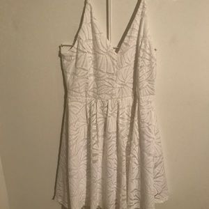 White backless sun dress