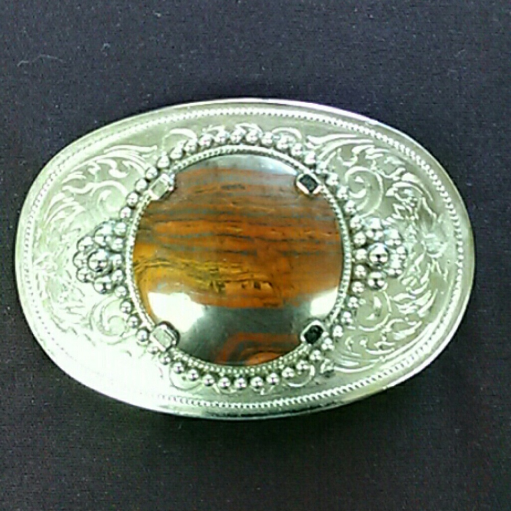 Belt buckle