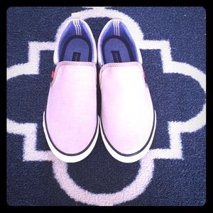 Tommy Hilfiger Boys Loafers Sz 1Y NWOT