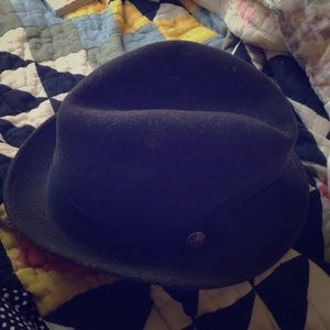 Goorin Bros. grey and black hat