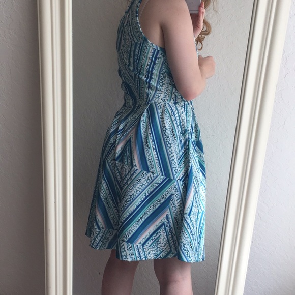 Wassio Geometric Dress!!! Blue and White Midi - Picture 4 of 8