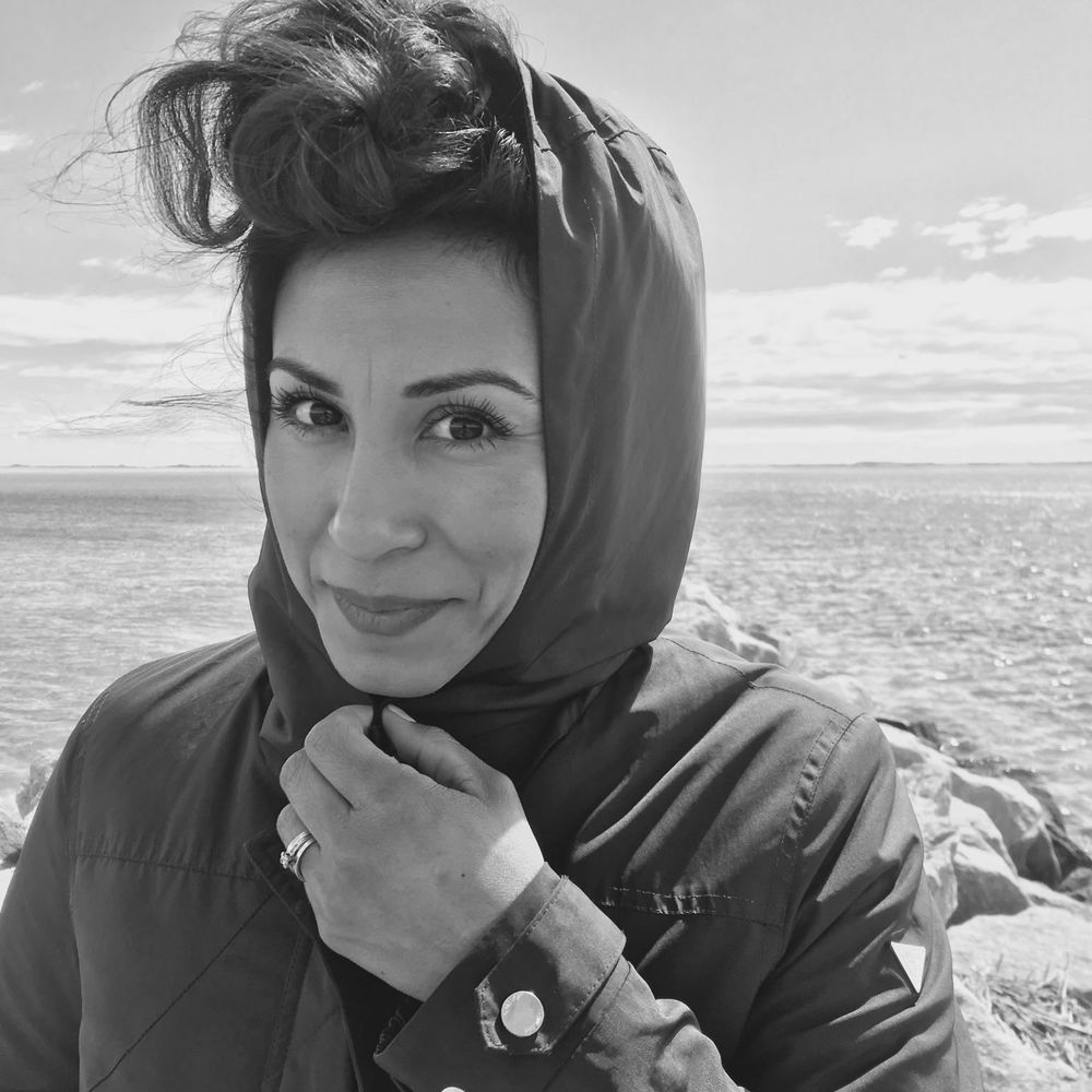 Meet your Posher, Claudia