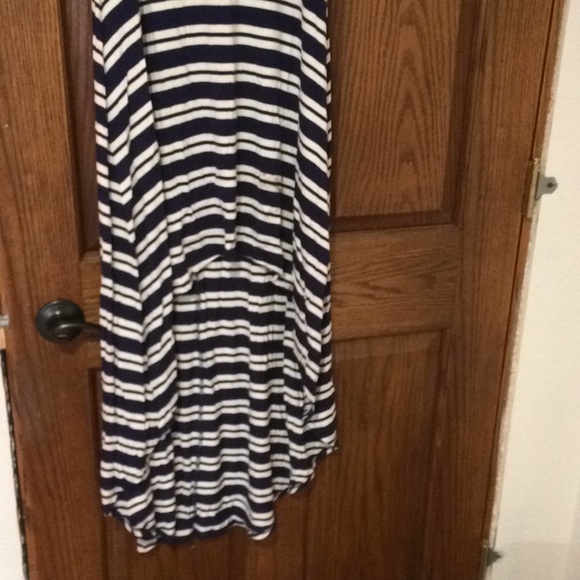 High low dress - Picture 2 of 2