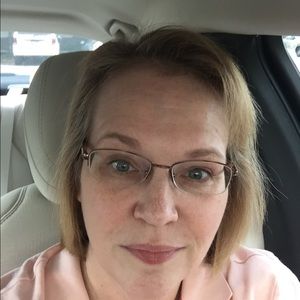 Meet your Posher, Eileen