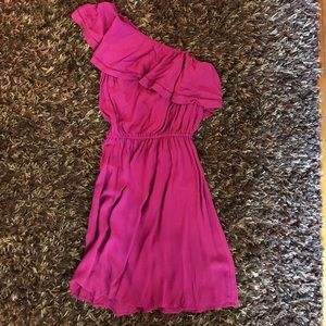 One shoulder dress