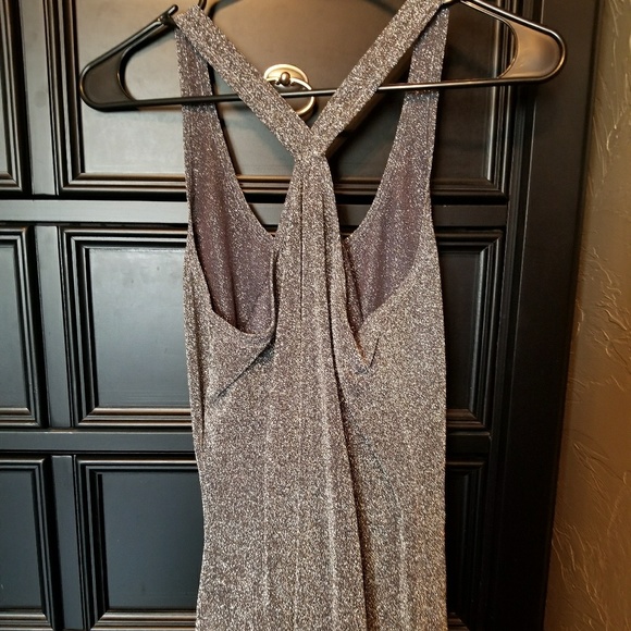 Top - Picture 2 of 2