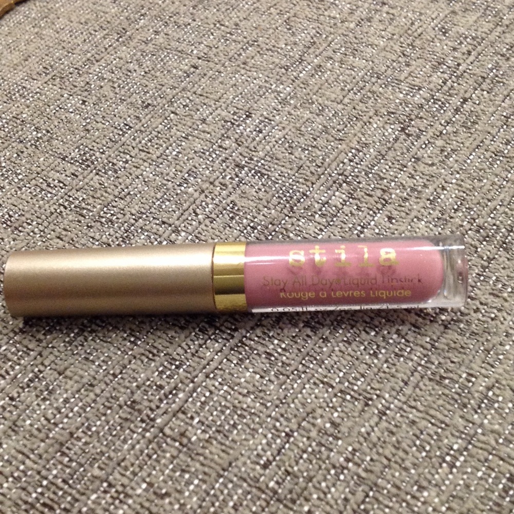 Stila Stay all day liquid lipstick. Perla.
