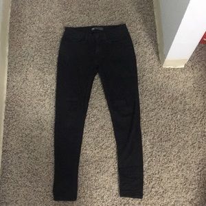 Levi's black skinny jeans