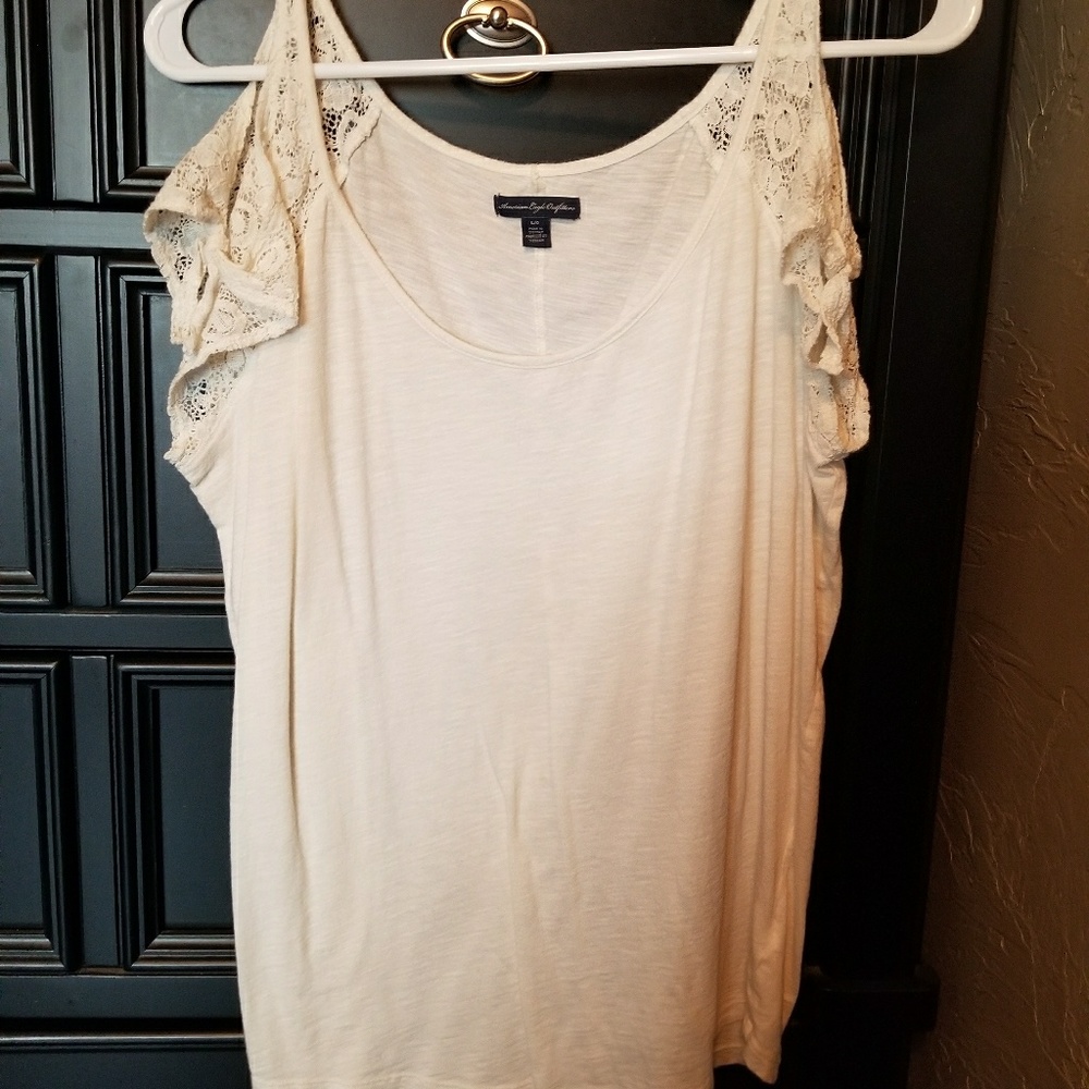 American eagle cold shoulder top