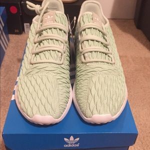 DS Women's Adidas Green Tubular Shadow size 10