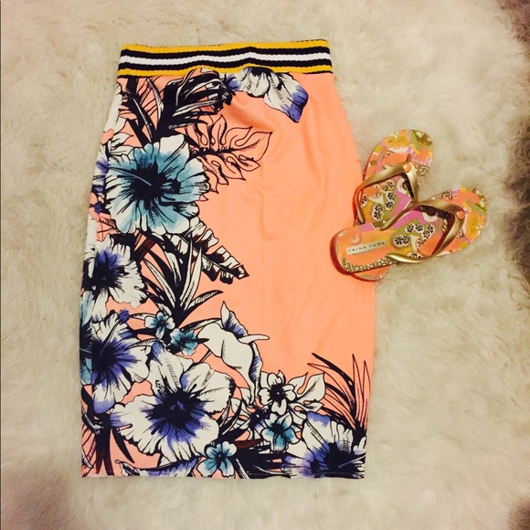 Zara Dresses & Skirts - Midi skirt or swim cover