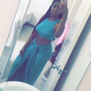 Hot Miami Styles 2 piece skirt set