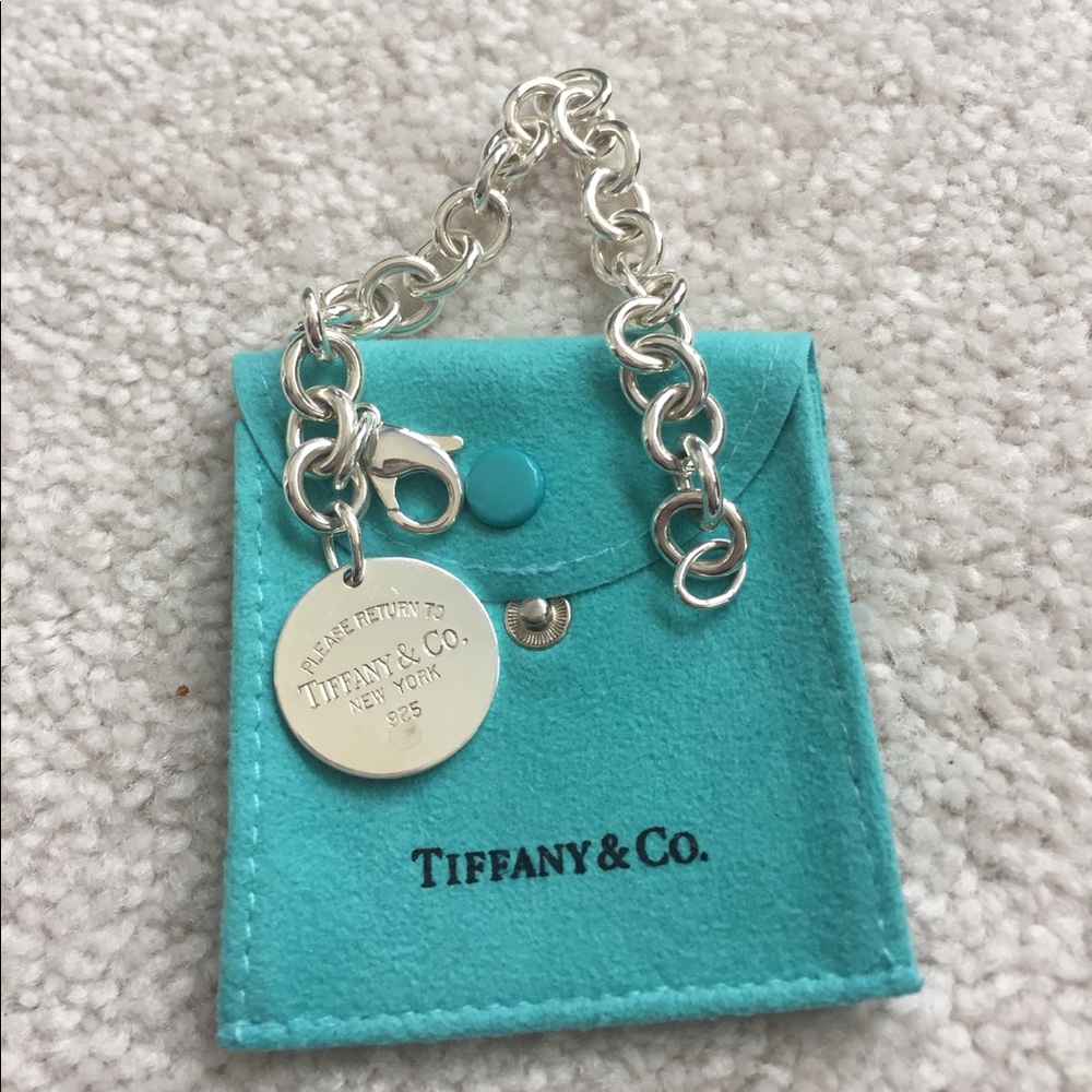 Tiffany & Co. Return to Tiffany Round Tag Bracelet