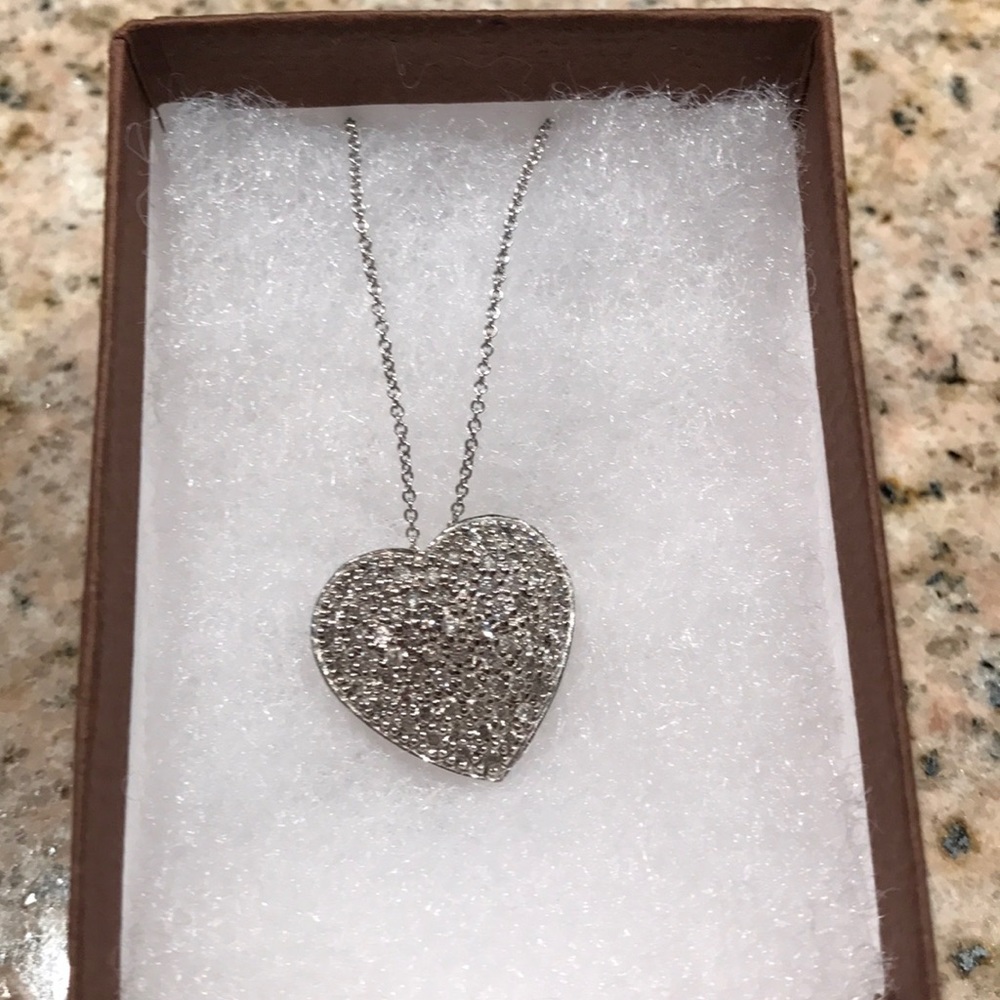 diamond heart necklace