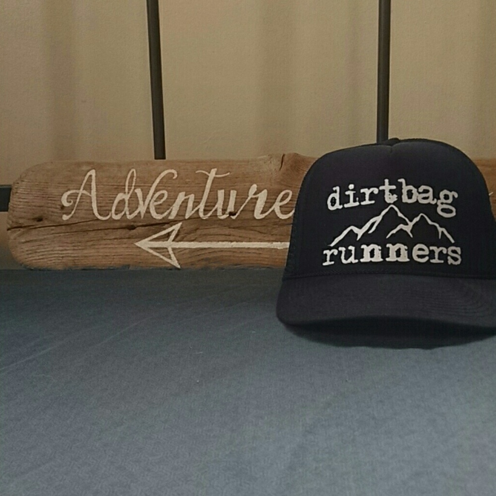 Dirt bag runners trucker hat! Flat bill hat!