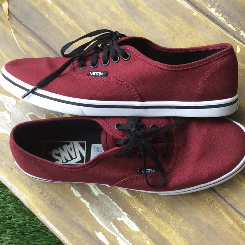 Vans Sneakers - Picture 1 of 6