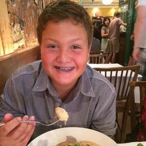 Meet your Posher, Leo