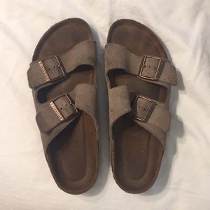 Sz 39 Birkenstocks