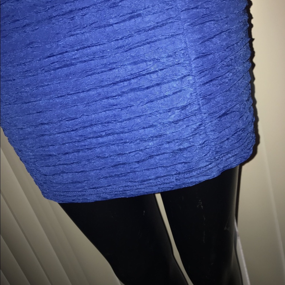LOVE POSH COLORCON DRESS - Picture 3 of 6