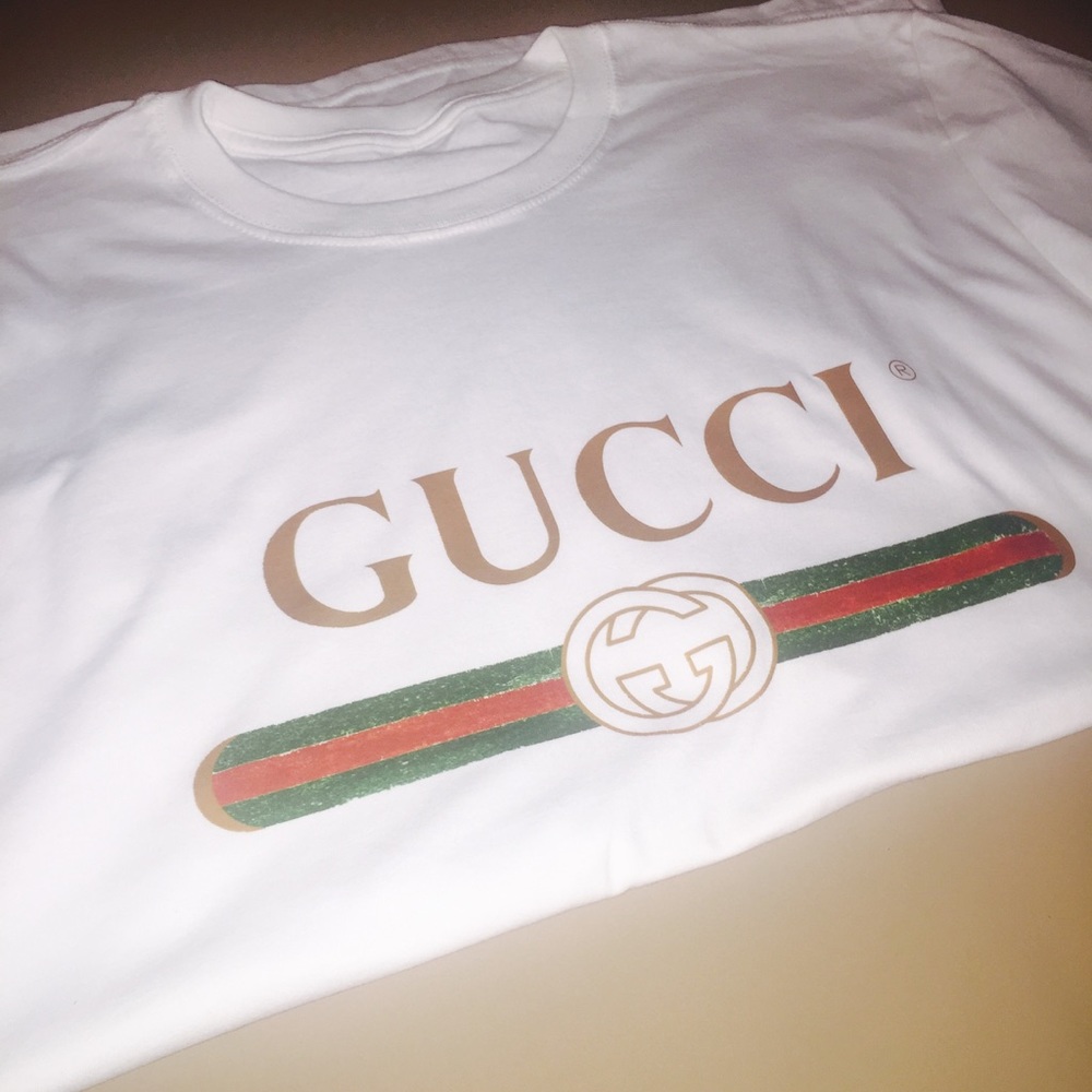 AVAILABLE COMMENT TO BUY