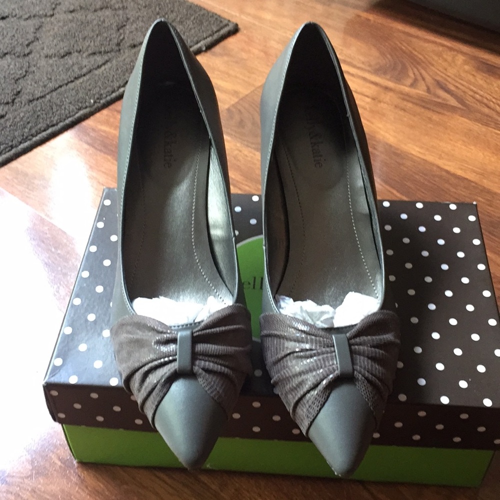 Grey 3" heels