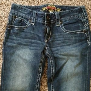 Maurices boot cut jeans, like new, size 7/8