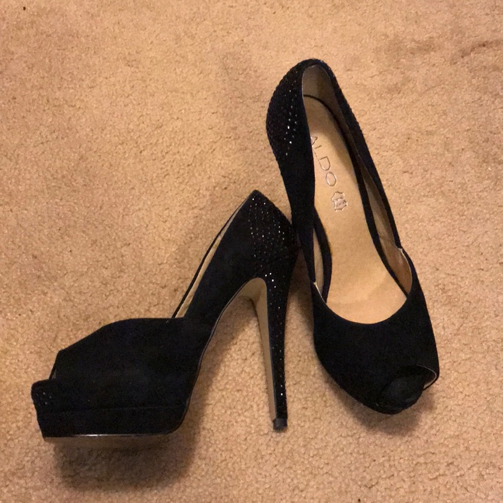 Sexy black heels