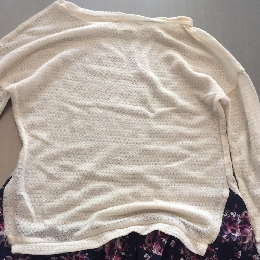 Knitted long sleeve shirt