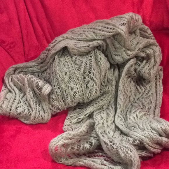 Circle scarf - Picture 1 of 2