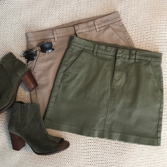 Uniqlo Dresses & Skirts - 2 Uniqlo skirt bundle!