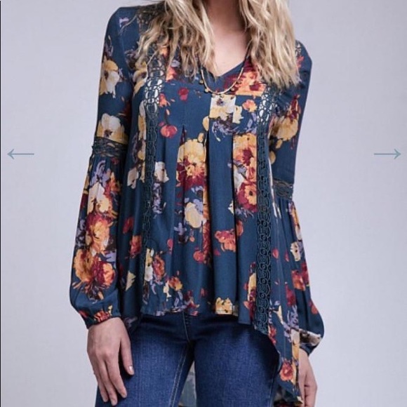 Blue Floral Top - Picture 1 of 3